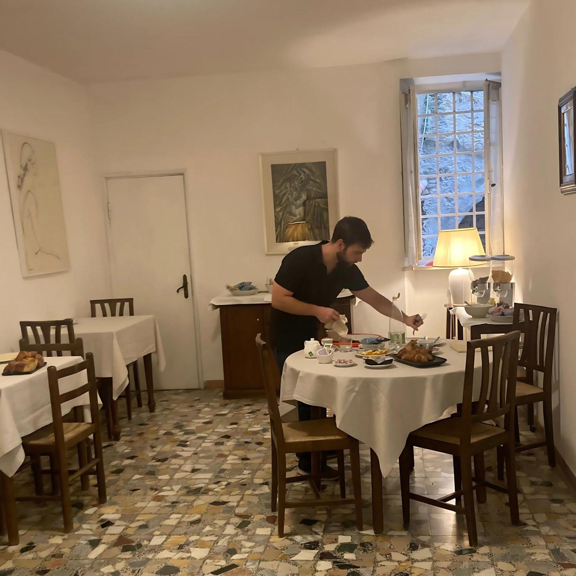 Locanda Il Pino Сан-Джиміньяно Екстер'єр фото